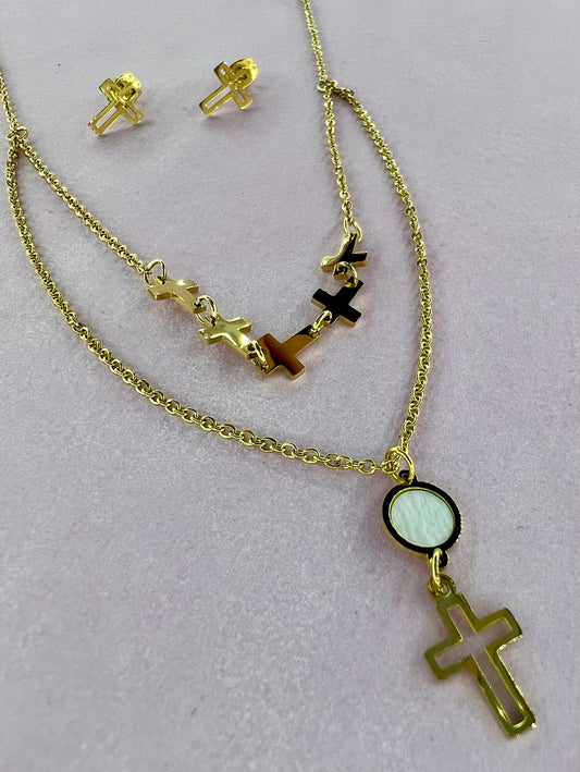 Collar con Cruces